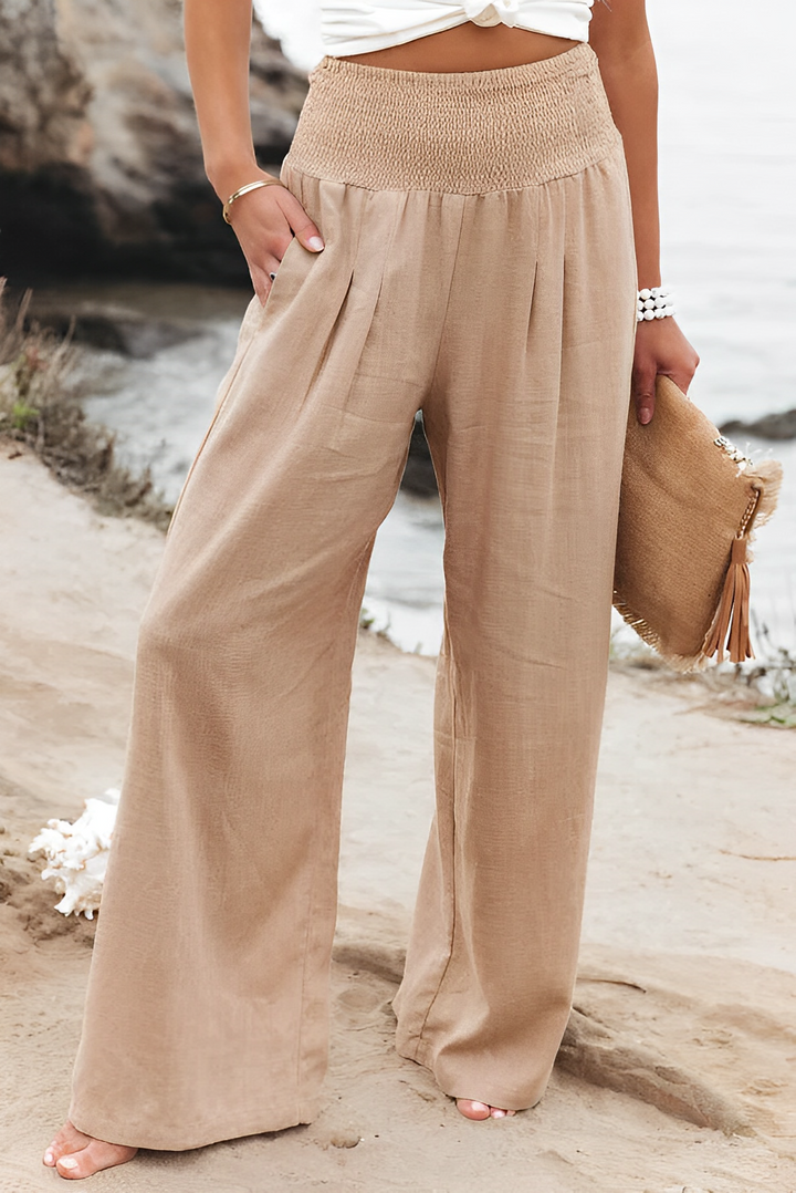 Casual pants with pockets