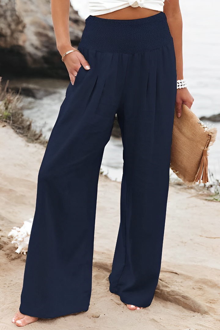 Casual pants with pockets