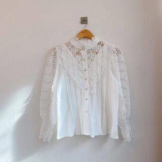 Chic Floral Blouse