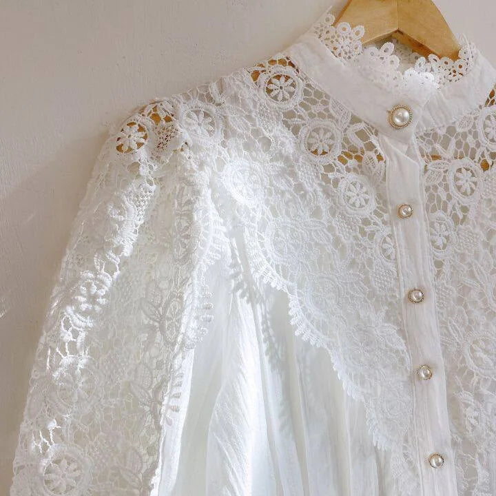 Chic Floral Blouse