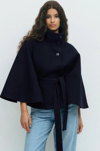 Elegance Cape